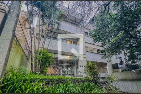 Apartamento à venda com 130m², 3 quartos e 1 vagaFachada