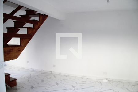 Sala e Cozinha integrada  de casa para alugar com 2 quartos, 80m² em Parque Continental I, Guarulhos