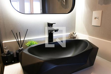 Apartamento à venda com 66m², 2 quartos e 1 vagaBanheiro Social