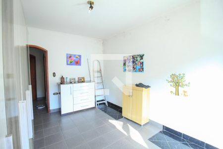 Casa à venda com 258m², 4 quartos e 4 vagasQuarto 2