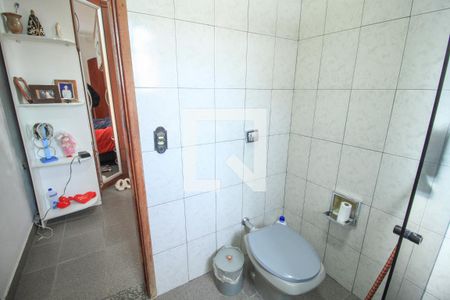 Casa à venda com 258m², 4 quartos e 4 vagasBanheiro