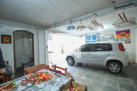 Casa à venda com 258m², 4 quartos e 4 vagasGaragem