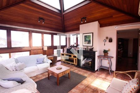 Apartamento à venda com 330m², 4 quartos e 2 vagasSala de TV