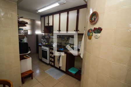 Apartamento à venda com 330m², 4 quartos e 2 vagasCozinha