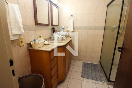 Apartamento à venda com 330m², 4 quartos e 2 vagasBanheiro da Suíte