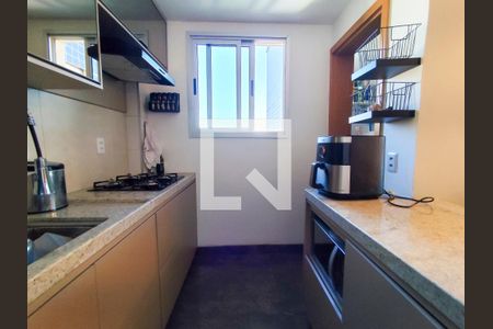 Apartamento à venda com 177m², 4 quartos e 3 vagas Apartamento à venda com 177m², 4 quartos e 3 vagasCozinha