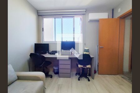 Quarto 3 de apartamento à venda com 4 quartos, 177m² em Grajaú, Belo Horizonte