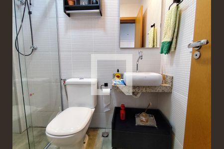 Apartamento à venda com 177m², 4 quartos e 3 vagas Apartamento à venda com 177m², 4 quartos e 3 vagasBanheiro social