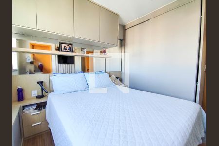Apartamento à venda com 177m², 4 quartos e 3 vagas Apartamento à venda com 177m², 4 quartos e 3 vagasQuarto 4