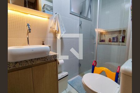 Apartamento à venda com 177m², 4 quartos e 3 vagas Apartamento à venda com 177m², 4 quartos e 3 vagasBanheiro Quarto 4