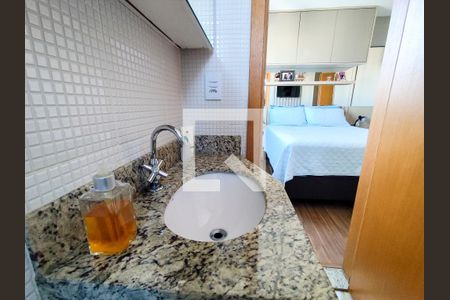 Apartamento à venda com 177m², 4 quartos e 3 vagas Apartamento à venda com 177m², 4 quartos e 3 vagasBanheiro Quarto 4