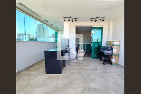 Apartamento à venda com 177m², 4 quartos e 3 vagas Apartamento à venda com 177m², 4 quartos e 3 vagasÁrea comum