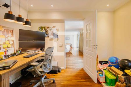 Escritório de apartamento para alugar com 4 quartos, 214m² em Jardim Paulista, São Paulo