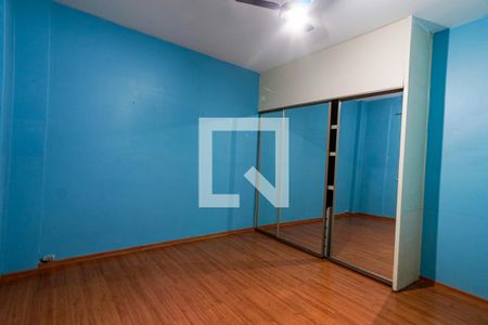 Apartamento à venda com 90m², 3 quartos e sem vagaQuarto