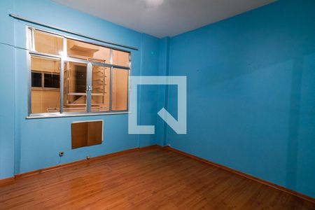 Apartamento à venda com 90m², 3 quartos e sem vagaQuarto