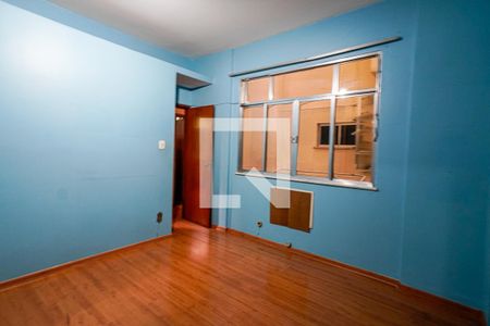 Apartamento à venda com 90m², 3 quartos e sem vagaQuarto