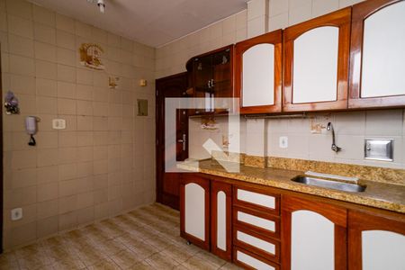 Apartamento à venda com 90m², 3 quartos e sem vagaCozinha 