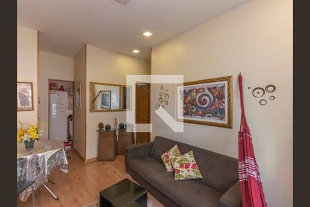 Apartamento à venda com 2 quartos, 60m² em Copacabana, Rio de Janeiro