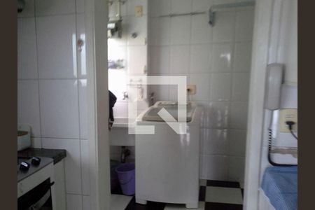 Apartamento à venda com 3 quartos, 142m² em Vila Ipojuca, São Paulo