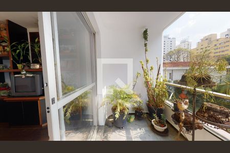 Apartamento à venda com 3 quartos, 206m² em Indianópolis, São Paulo