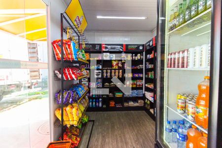 Apartamento para alugar com 49m², 2 quartos e sem vaga Apartamento para alugar com 49m², 2 quartos e sem vagaÁrea comum - Mercado