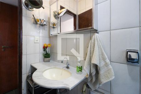 Casa à venda com 148m², 3 quartos e 2 vagasBanheiro da Suíte