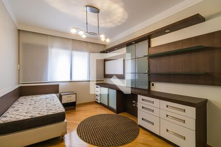 Apartamento à venda com 284m², 4 quartos e 4 vagasQuarto 2