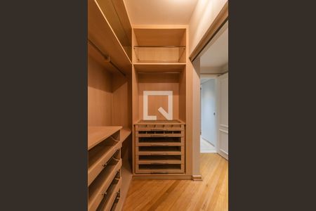 Apartamento à venda com 284m², 4 quartos e 4 vagasSuíte 2