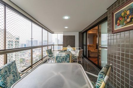 Apartamento à venda com 284m², 4 quartos e 4 vagasVaranda Gourmet