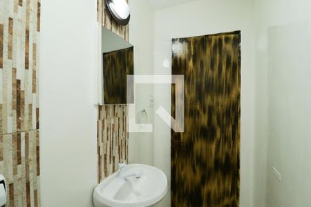 Casa à venda com 40m², 1 quarto e sem vagaBanheiro