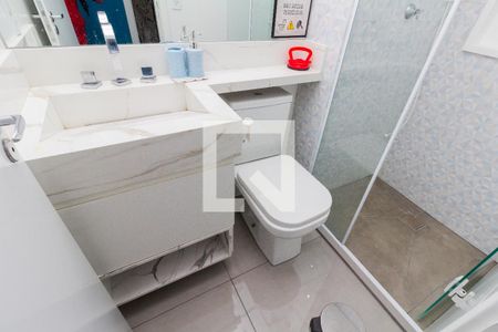 Apartamento à venda com 44m², 2 quartos e 1 vaga Apartamento à venda com 44m², 2 quartos e 1 vagaBanheiro