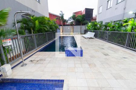 Apartamento à venda com 44m², 2 quartos e 1 vaga Apartamento à venda com 44m², 2 quartos e 1 vagaÁrea comum - Piscina