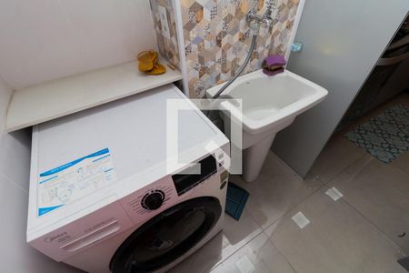 Apartamento à venda com 44m², 2 quartos e 1 vaga Apartamento à venda com 44m², 2 quartos e 1 vagaÁrea de Serviço
