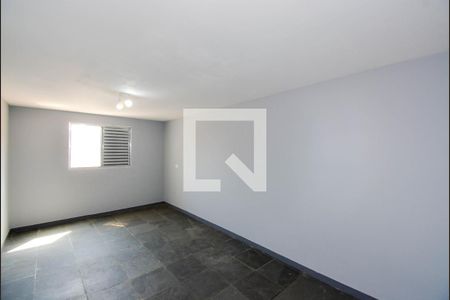 Casa à venda com 175m², 2 quartos e 4 vagas Casa à venda com 175m², 2 quartos e 4 vagasQuarto de Serviço