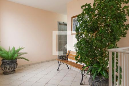 Apartamento à venda com 71m², 2 quartos e 1 vagaÁrea comum