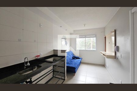 Sala / Cozinha / Area de Serviço de apartamento à venda com 1 quarto, 26m² em Jardim Itacolomi, São Paulo