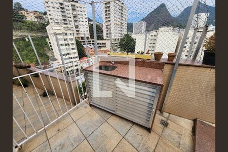 Apartamento para alugar com 164m², 2 quartos e 3 vagasQuintal