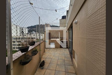 Apartamento para alugar com 164m², 2 quartos e 3 vagasQuintal