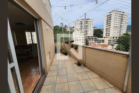 Apartamento para alugar com 164m², 2 quartos e 3 vagasQuintal