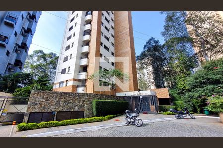 Apartamento à venda com 105m², 3 quartos e 2 vagasFachada