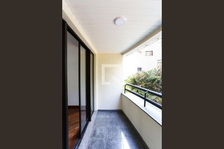 Varanda de apartamento à venda com 3 quartos, 105m² em Vila Andrade, São Paulo