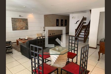 Apartamento à venda com 3 quartos, 260m² em Barra da Tijuca, Rio de Janeiro