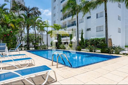 Apartamento à venda com 98m², 3 quartos e 2 vagasÁrea comum - Piscina