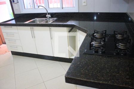 Casa para alugar com 239m², 3 quartos e 4 vagasCozinha
