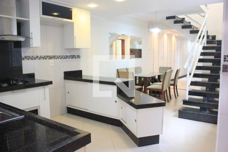Casa para alugar com 239m², 3 quartos e 4 vagasCozinha