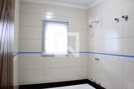 Casa para alugar com 239m², 3 quartos e 4 vagasBanheiro da suíte