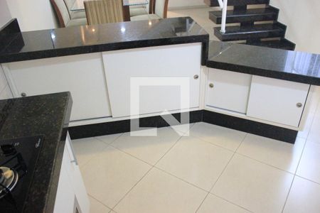 Casa para alugar com 239m², 3 quartos e 4 vagasCozinha