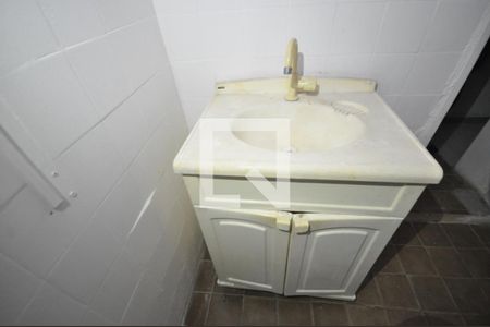 Casa à venda com 70m², 2 quartos e sem vagaBanheiro