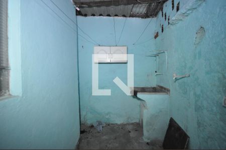 Casa à venda com 70m², 2 quartos e sem vagaArea de serviço