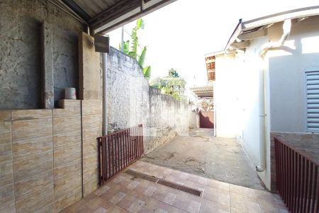 Casa à venda com 303m², 3 quartos e 5 vagasCorredor 